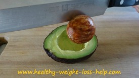 How to Remove an Avocado Pit Easily - Step 2